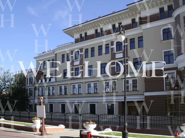 Лаврушинский пер, 11: квартира 261 кв.м без отделки в элитном доме в Замоскворечье