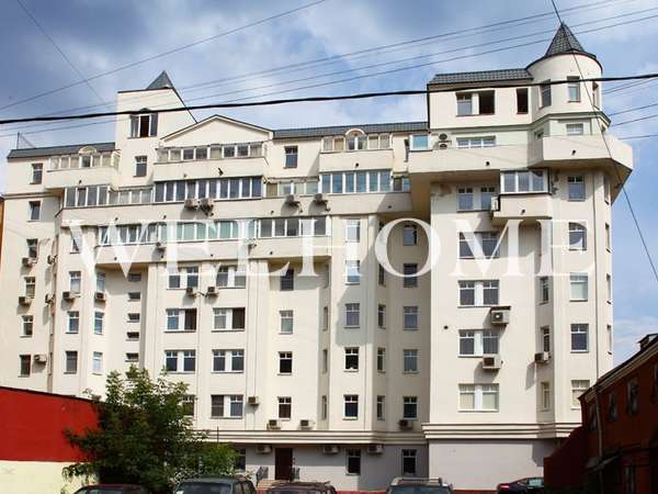 Даев переулок: 4-х комн. квартира 120 кв.м с отделкой в клубном доме на Чистых прудах