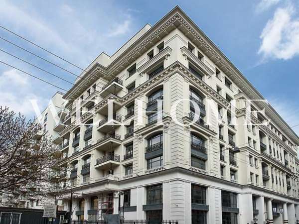 Дом на Покровском бульваре класса de luxe: квартиры от 106 до 968 кв.м без отделки