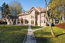 Немчиновка: дом 680 кв.м под ключ на участке 27 соток в охраняемом поселке рядом с Москвой