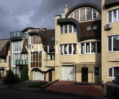 Осенняя ул., д. 25